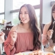 女人吃
